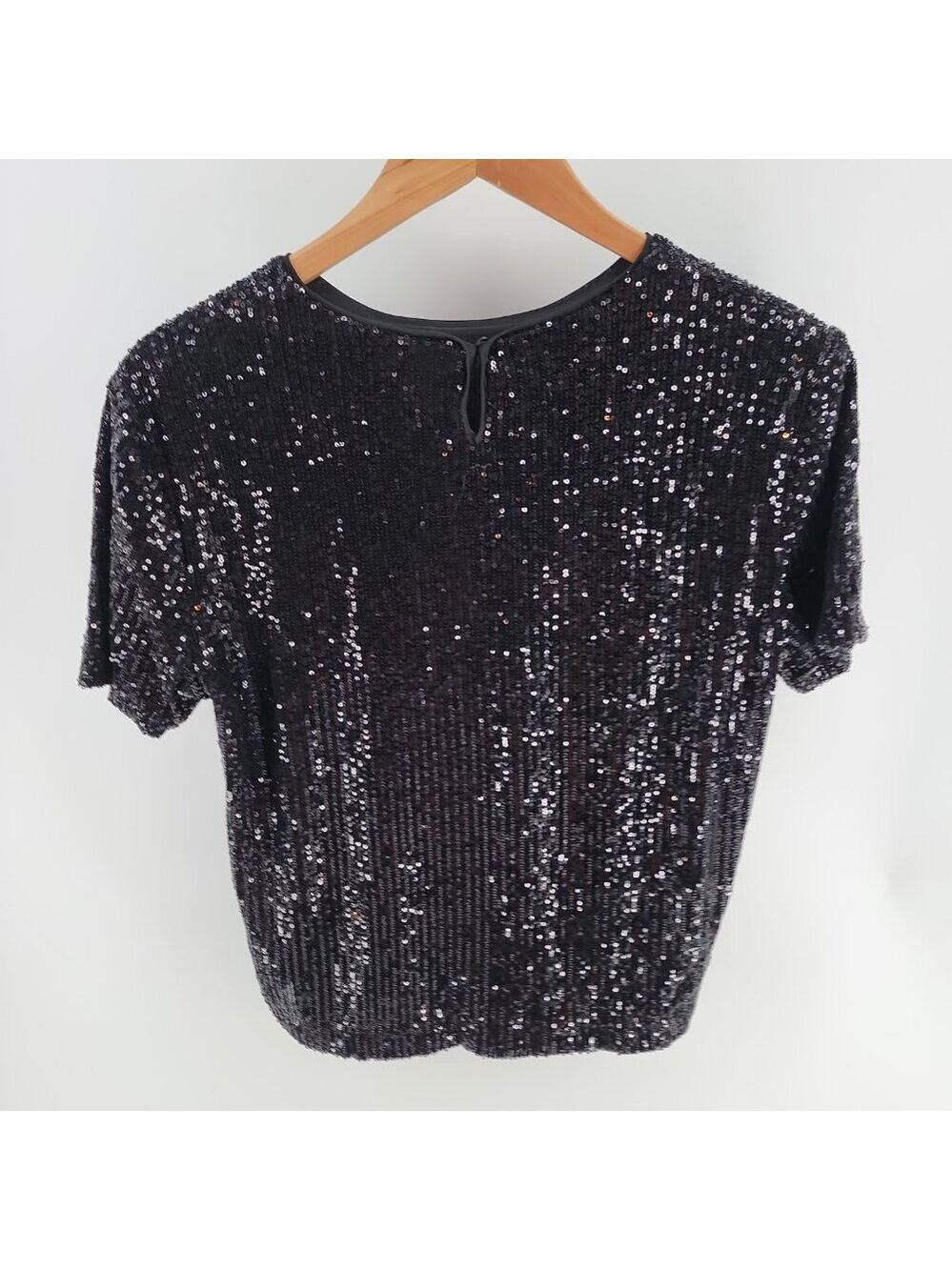 ⭐ Ophelia Roe Black Sequin Short Sleeve Top – Size S - Picture 4 of 12
